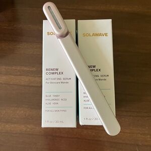 Solawave Skincare Wand - Rose Gold
